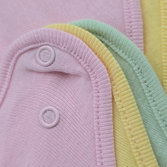Rae Dunn Baby Bandana Bibs Spring Colors 3-pack NWT's Easter Colors - Picture 10 of 10